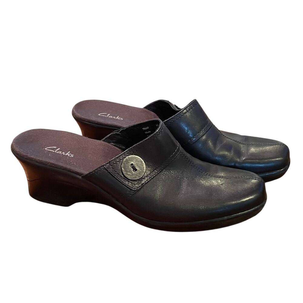Clarks Black Leather Slip On Mules, Comfort Shoe, Button Detail, Size 9.5